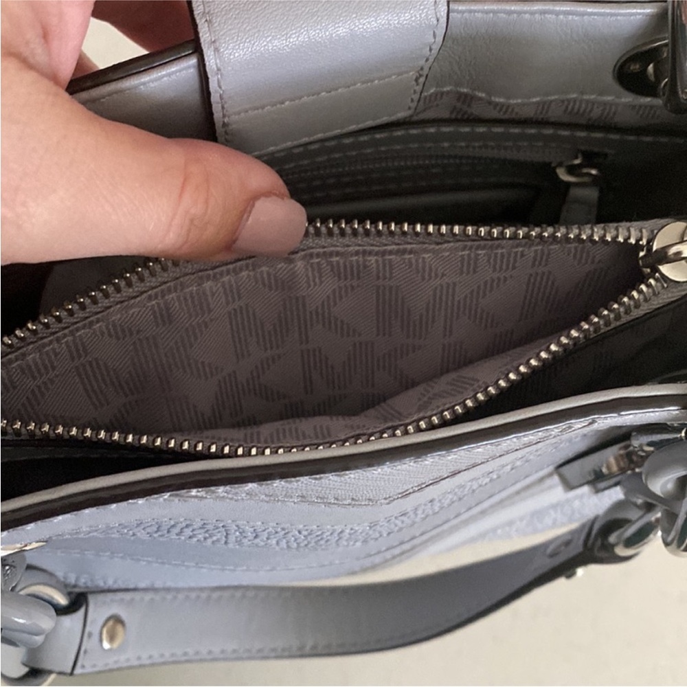 Michael Kors Gray Quilted Chevron Shoulder Bag - Picture 5 of 6